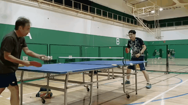 卓球クラブDream'sの練習風景